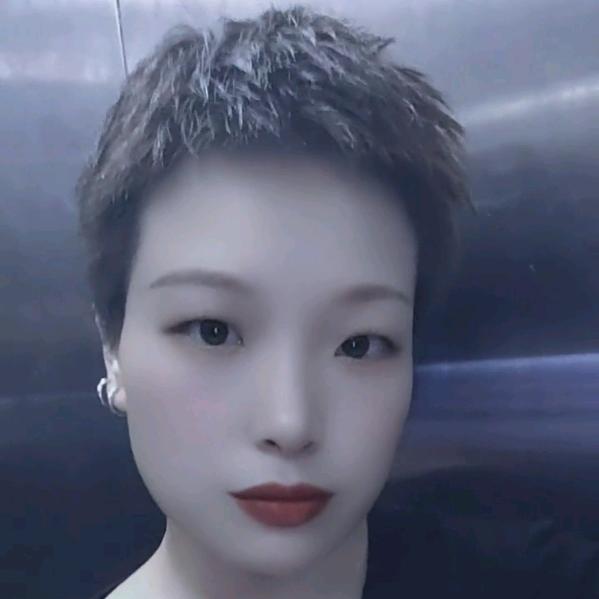 黛维依花花老师