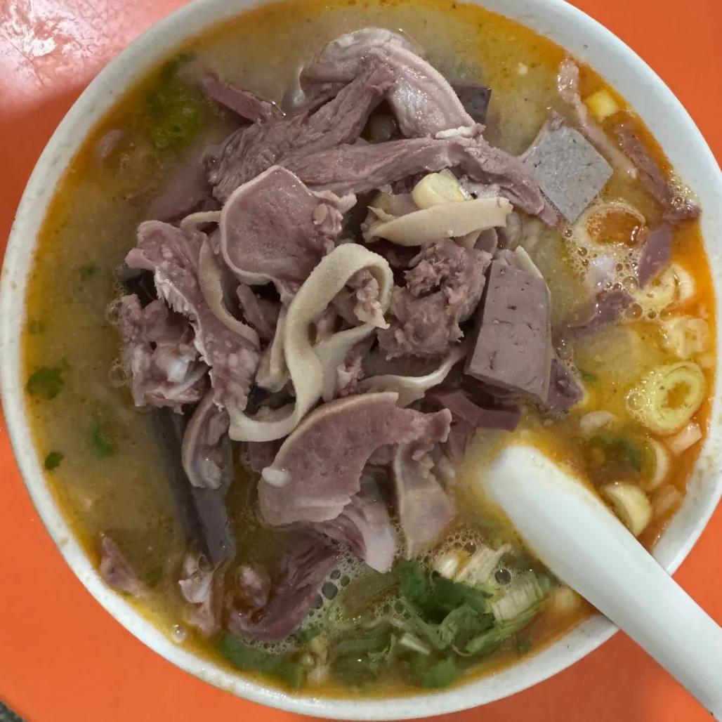 平顶山阿伟深夜鲁山羊杂可