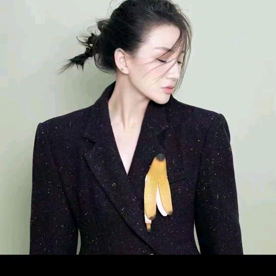 老洛轻奢女装（爆款返场）