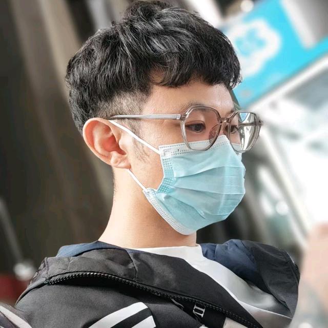 了呦刘的佛蒽冯