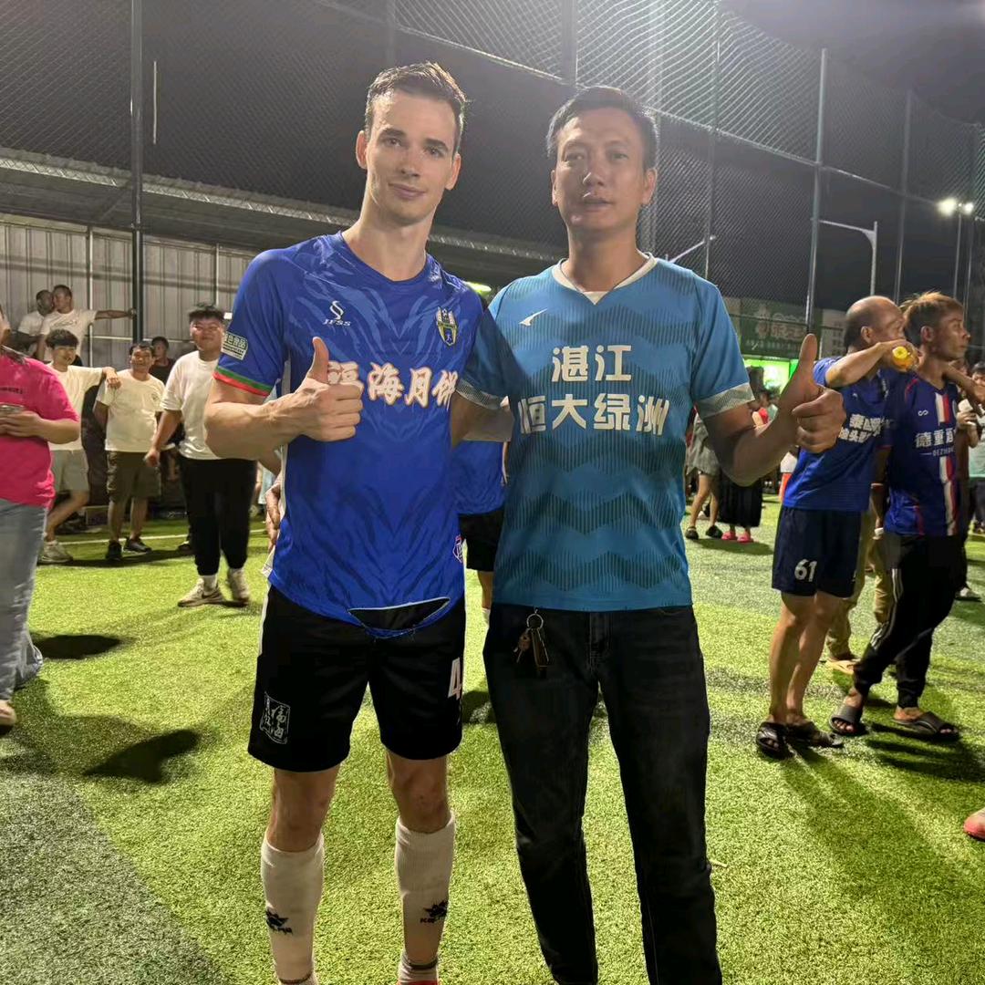 坡头恒大绿洲店，华仔车行