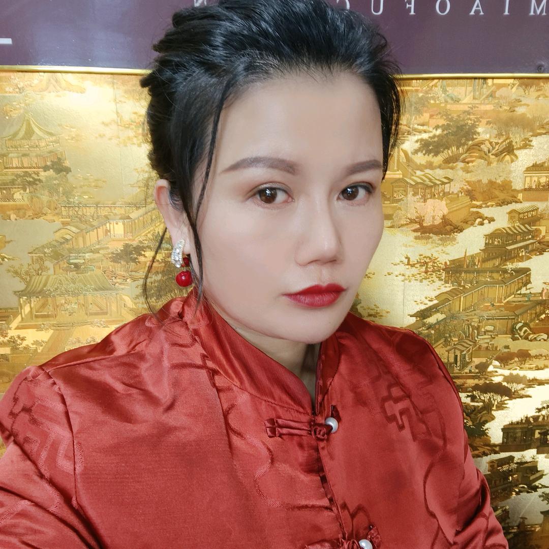 和桥公园对面秦姐