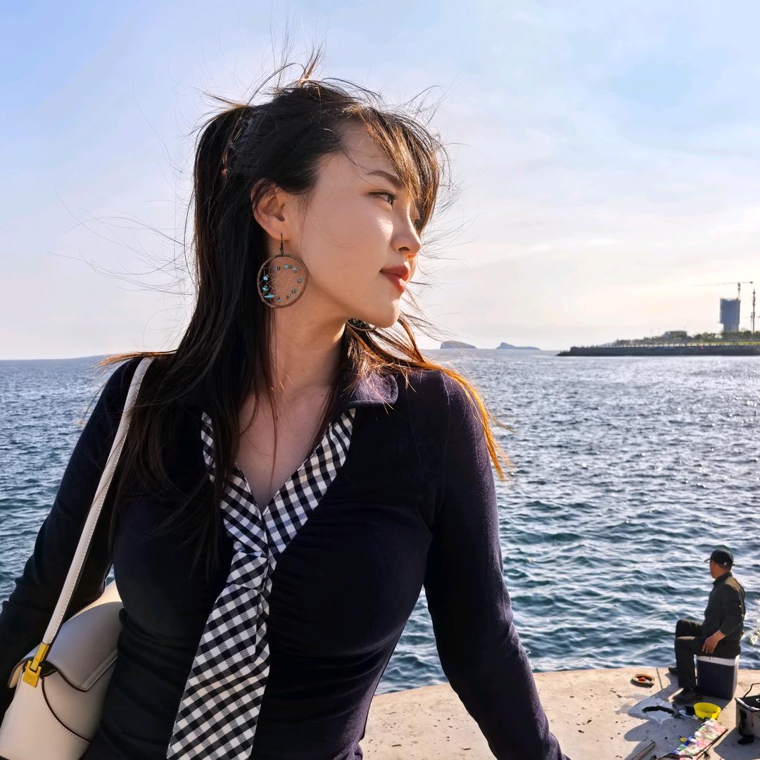 小黄头发不太黄💛