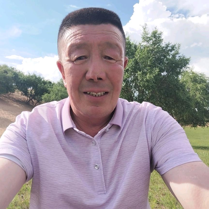 德力格尔