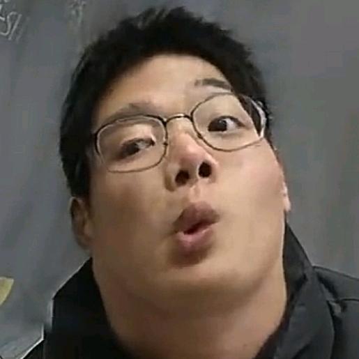爱吃海象嘴唇大宝宝💅👄😶🙀