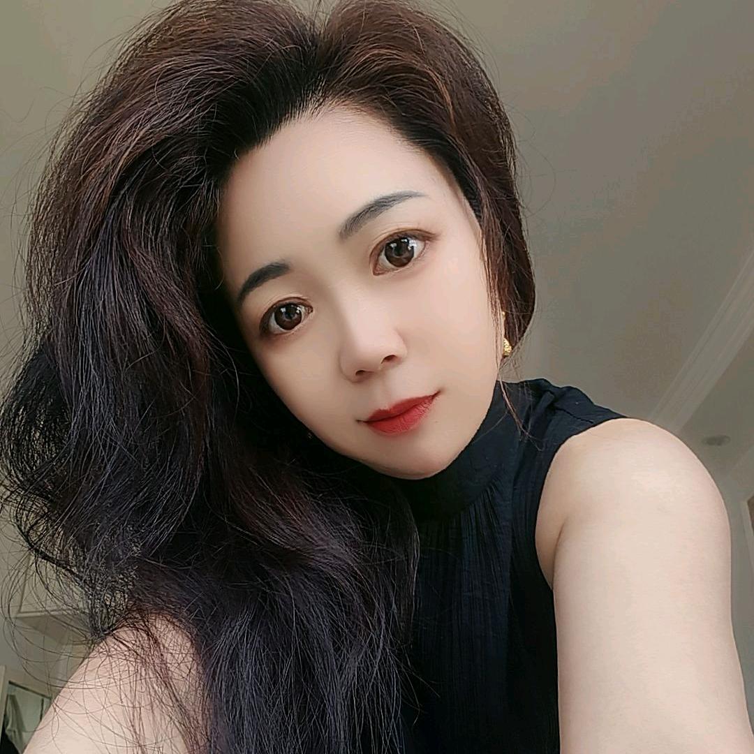 走好自己的路，迈好自己的步。