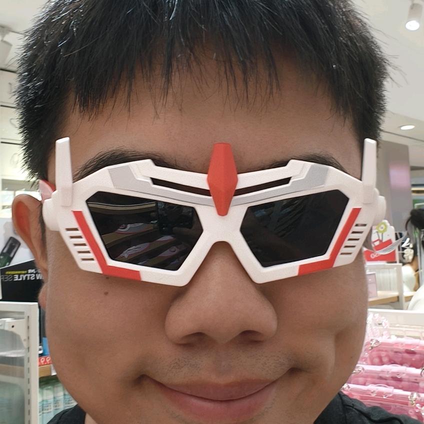 忧郁男神
