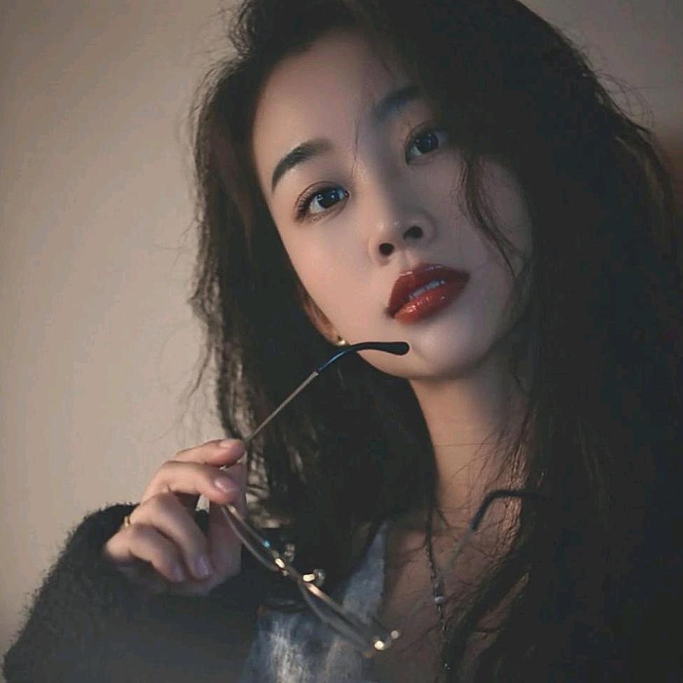 ℳ*柳柳呀*ℳ
