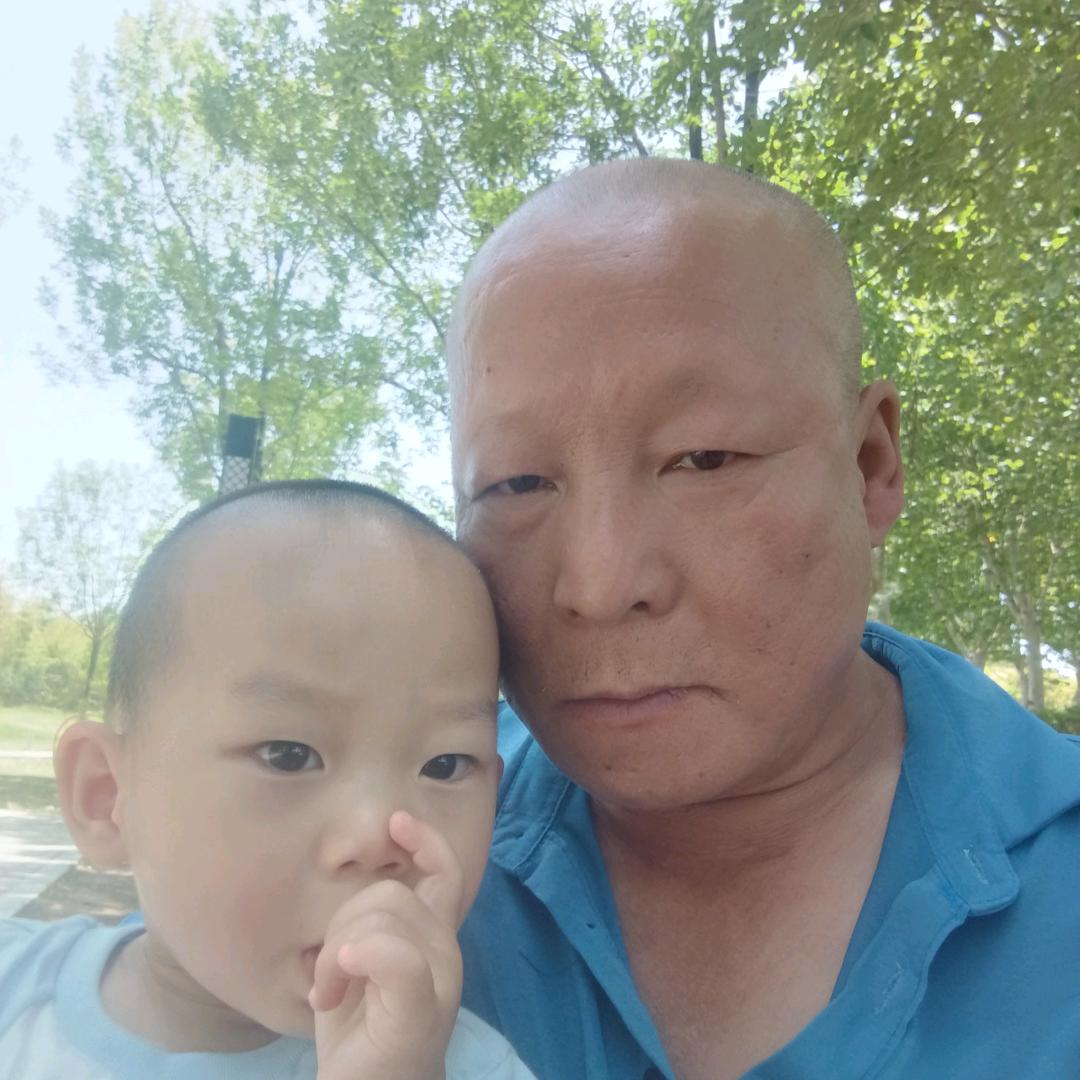 张大，马路天使，