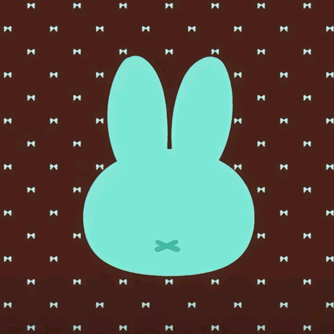 我时常扮演一个忧郁的人