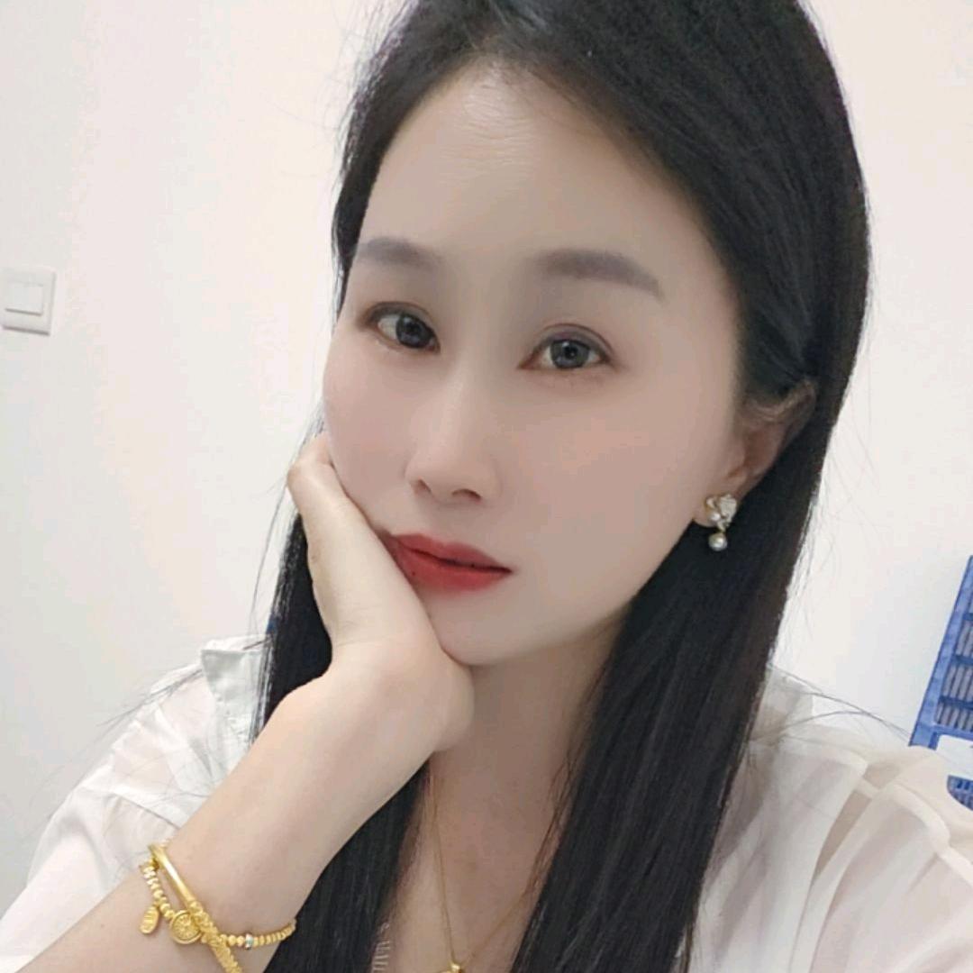 不成熟的小姐姐