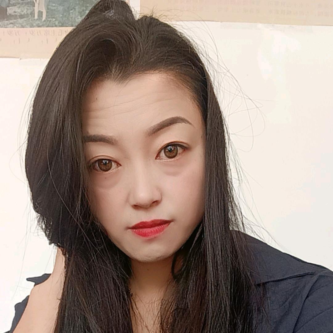 协助柬埔寨回国的家属(李悦)