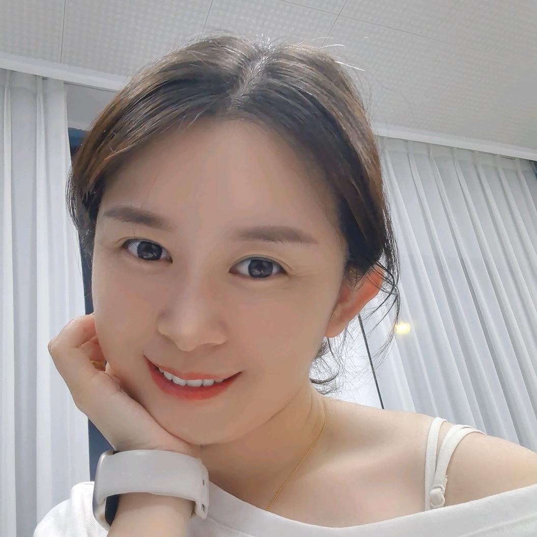 👧Miss¹⁹⁹⁰G💕