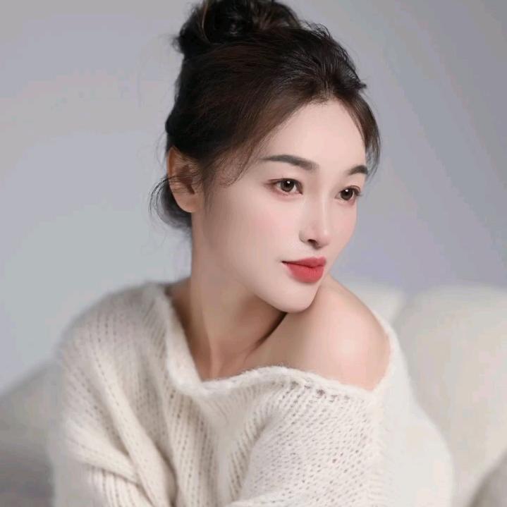 ღ᭄丽丽