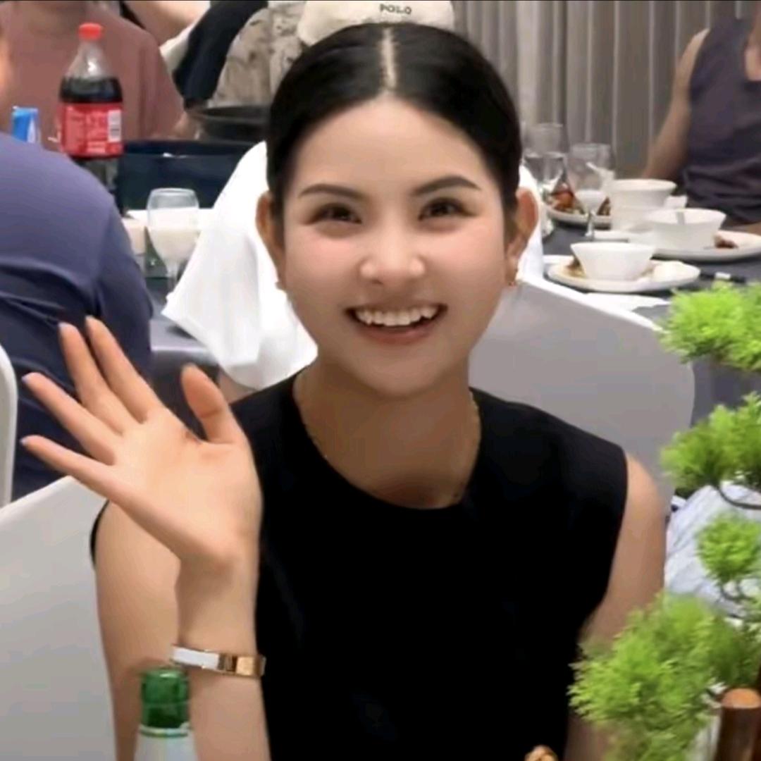 阿文MG（潮流穿搭）