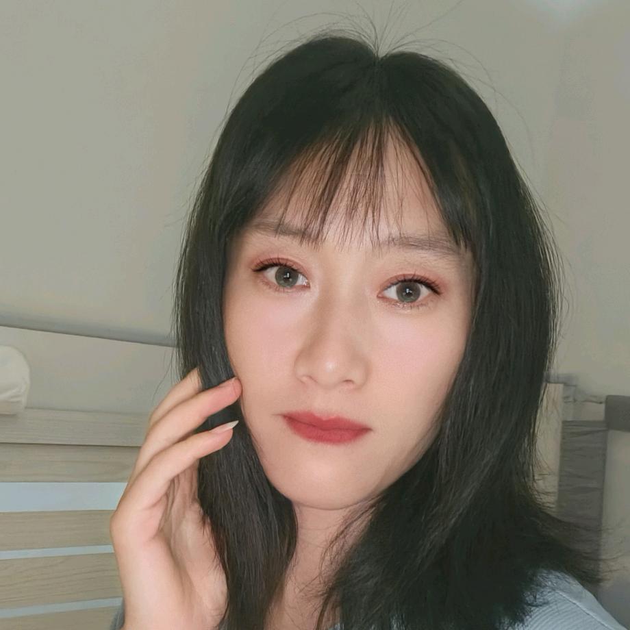 妍妍