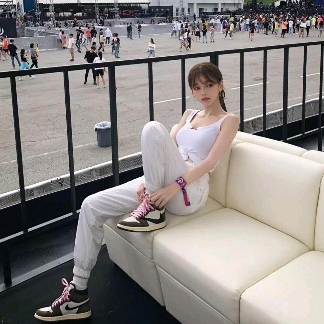SIx0401y