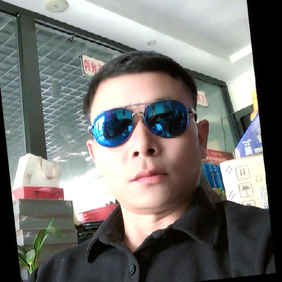 荣军白茶美车馆