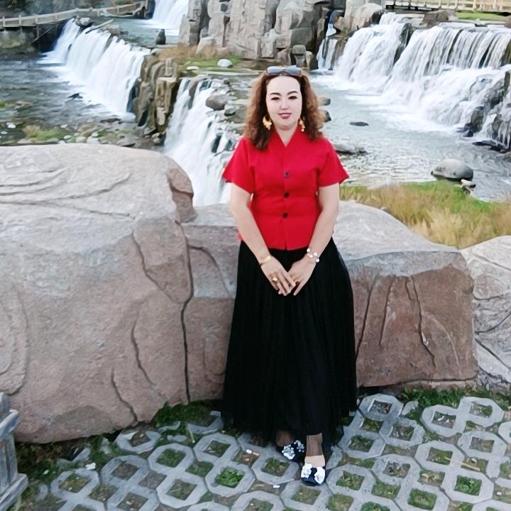 唔孜丽亚美极妇女美肤养生护理中心