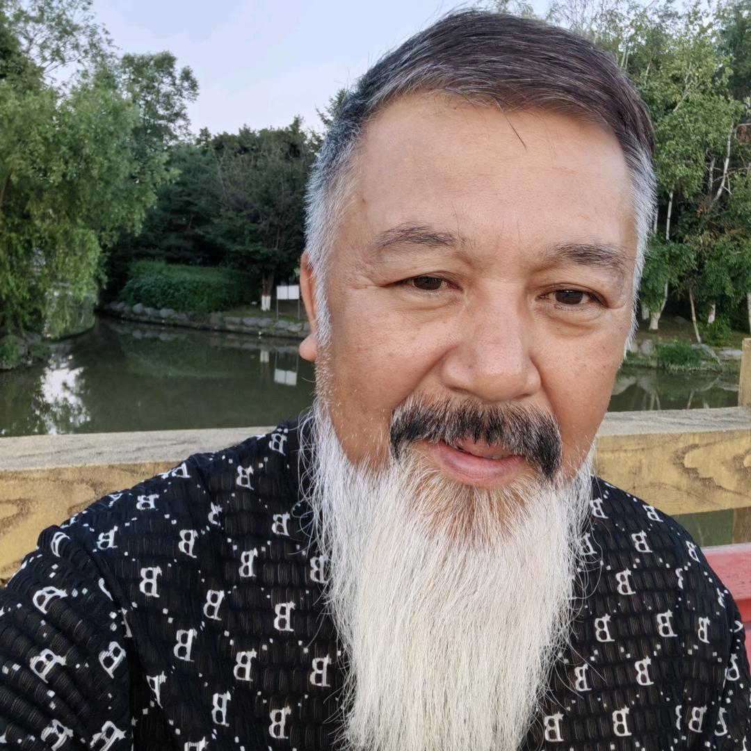 豪情大胡子