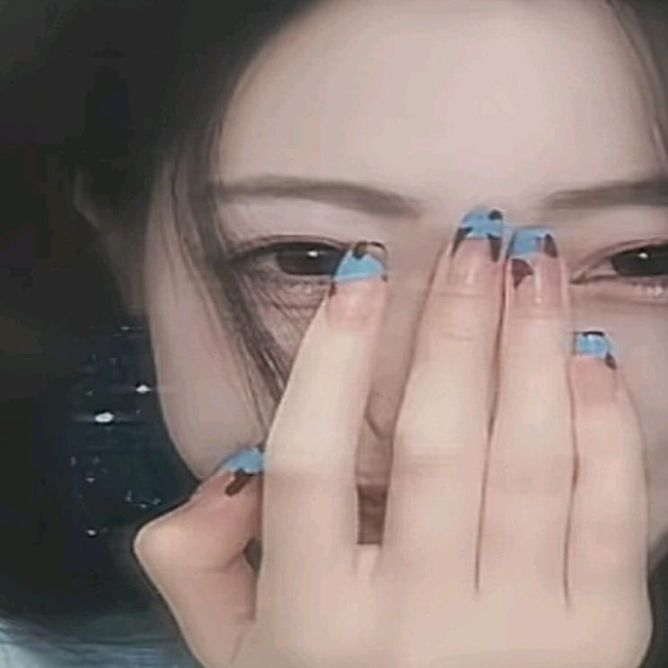 🦋黄雨熔（请勿连赞）