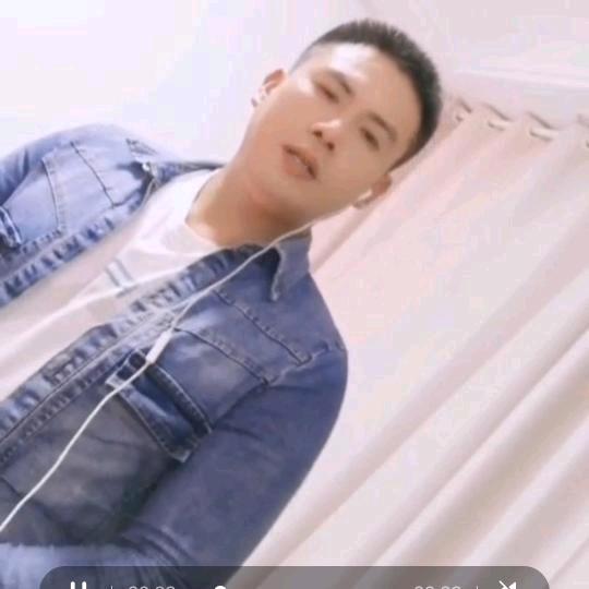 啊欣