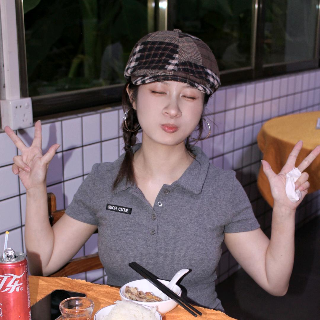 头发咋又乱翘了