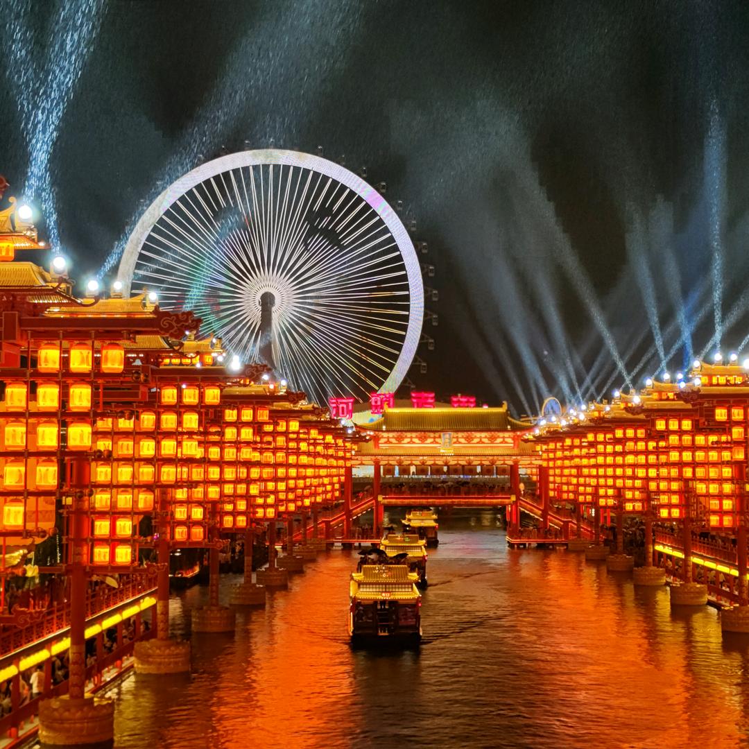 馋嘴姐弟
