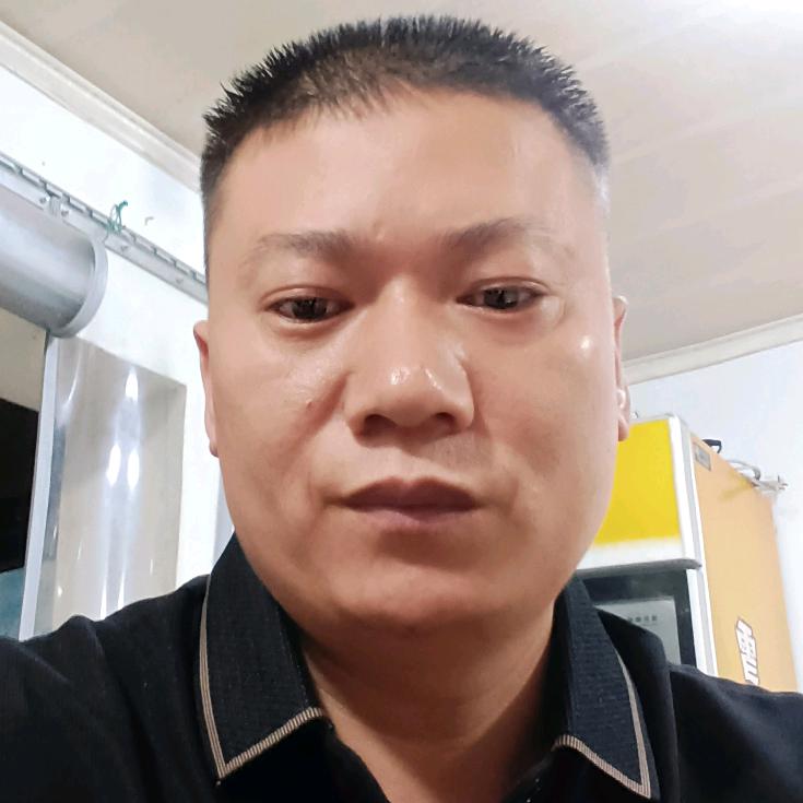 小崔.