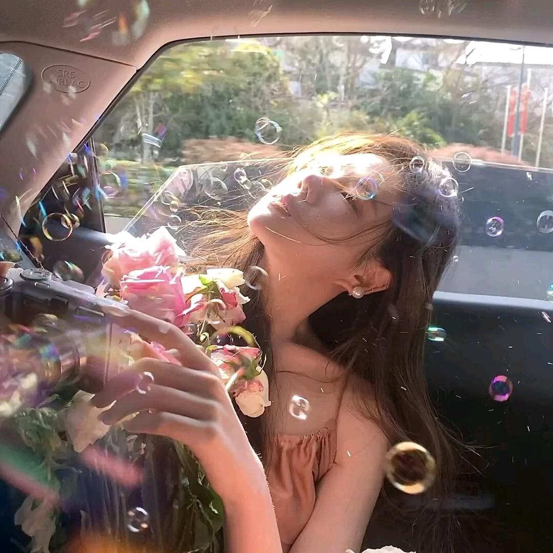 ☽