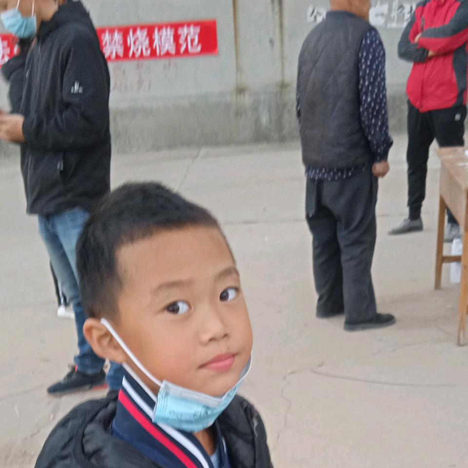 阿青柠请坐。
