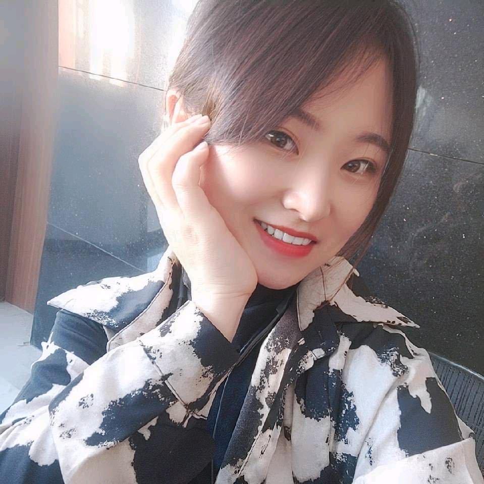 迈宝赫健身器材小杜