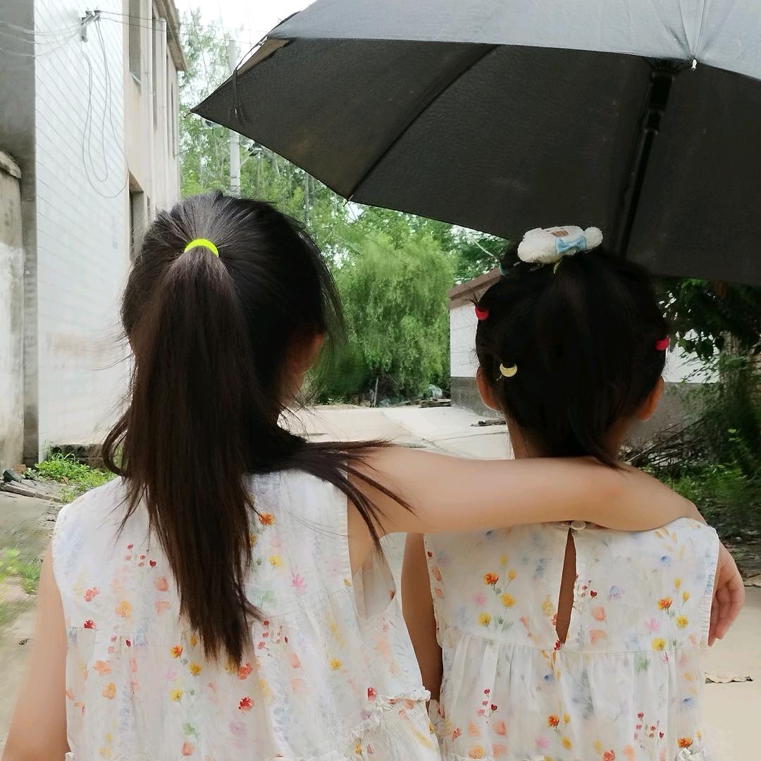 小果和小笑