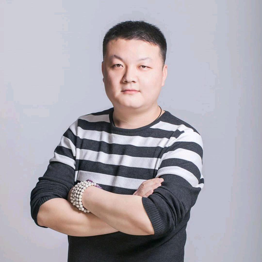 野鹿含花