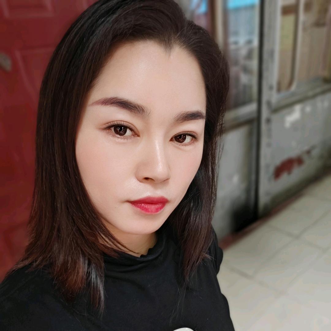 快乐的中年少女
