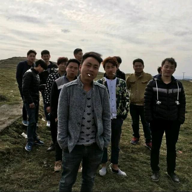 心痛的望哥