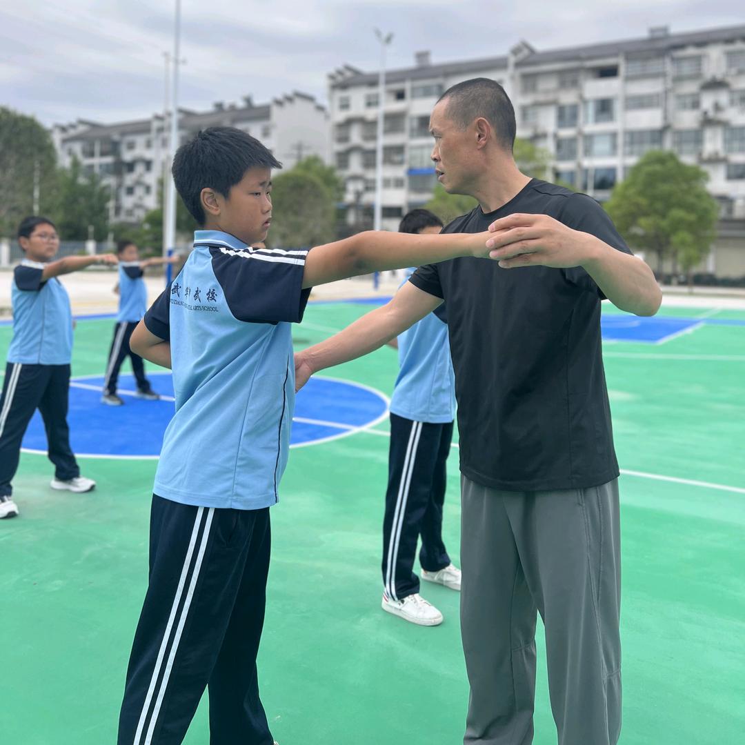 武当山华中文武学校