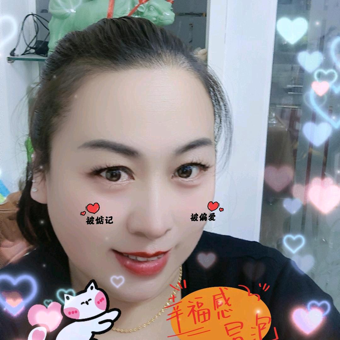 蓝洋林顿盛宴路宝红