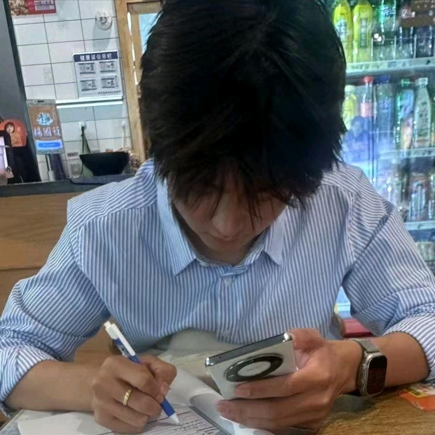 人类幼崽抚育员