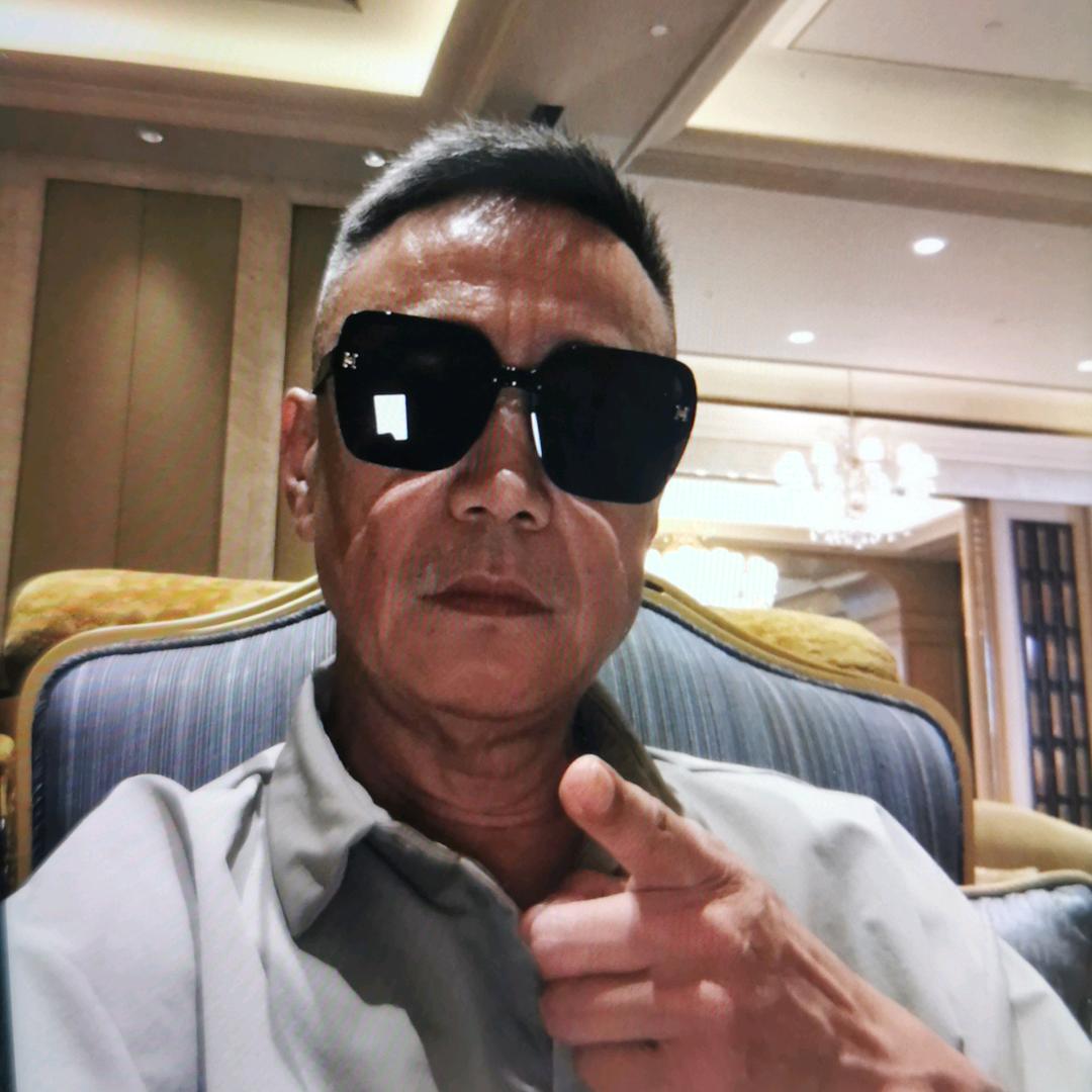 孤独的人