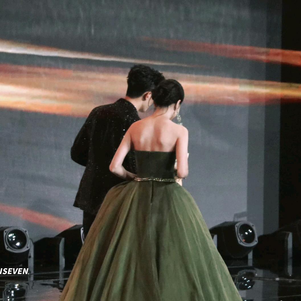 四十四次日落（回忆版）