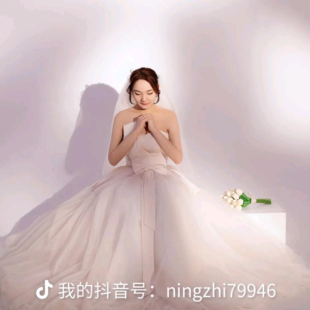 温柔的佳佳