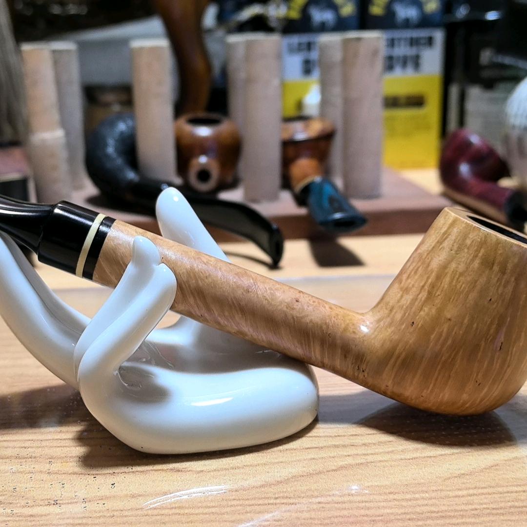 云山.烟斗