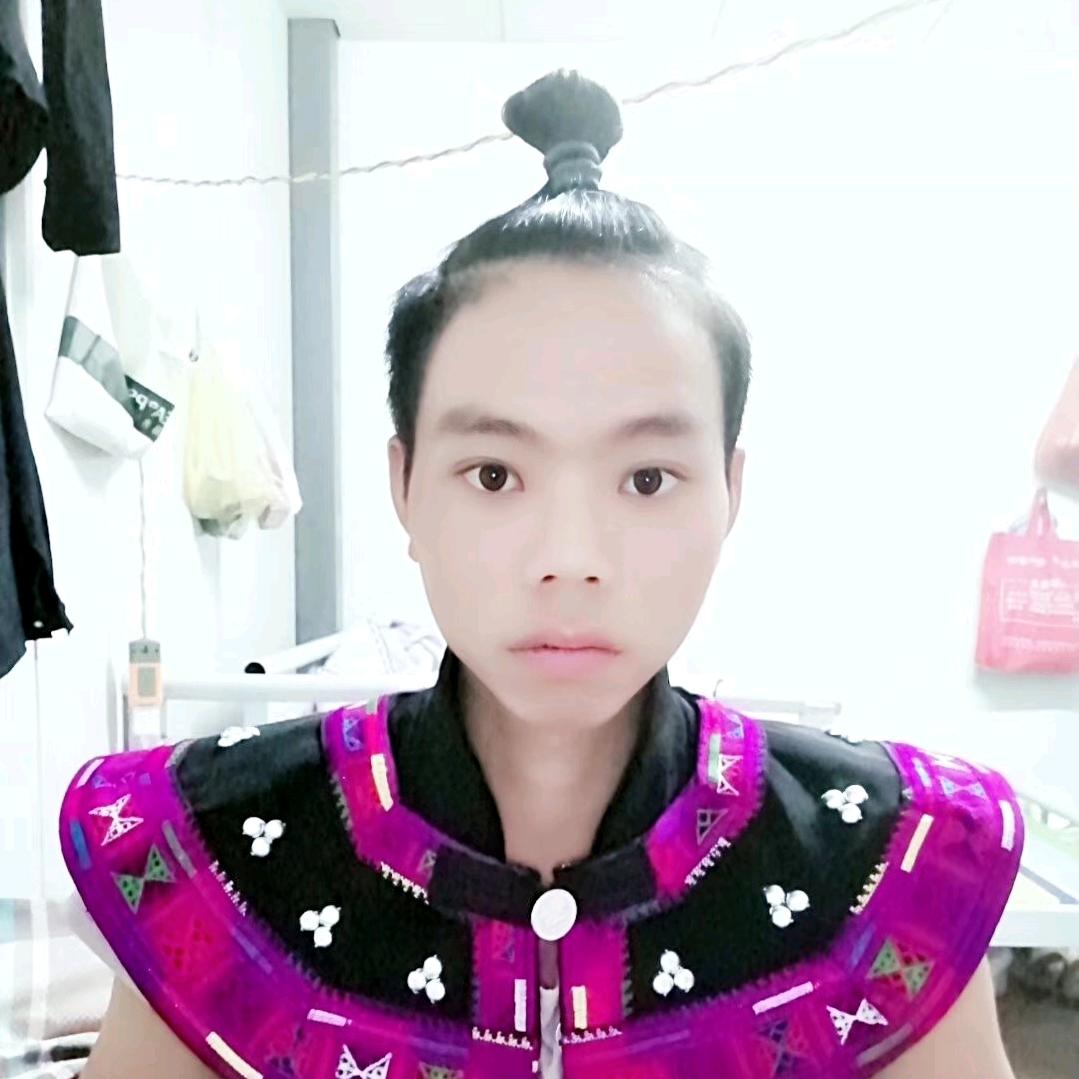 龙妹龙艳爸爸