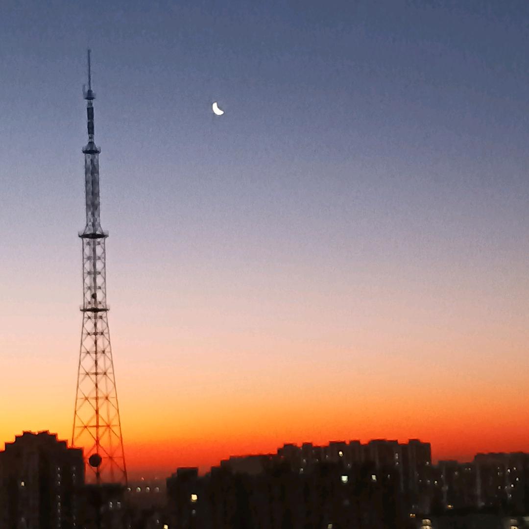 燕归来