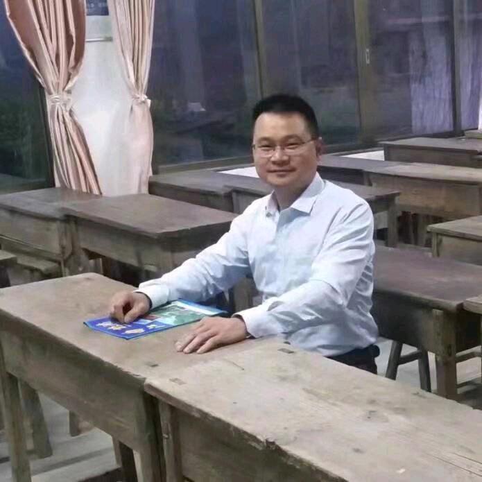 驾校运营林土钦