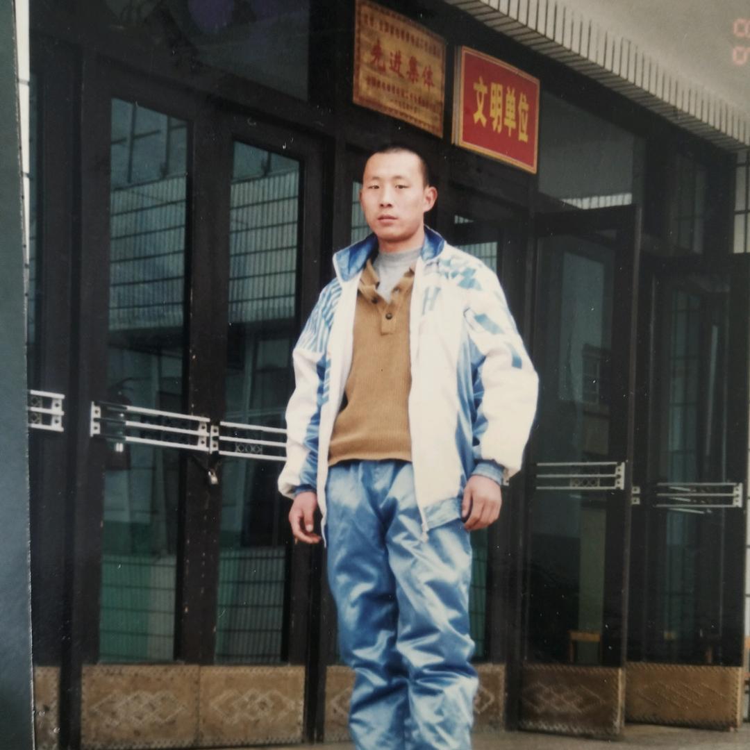 爱旅游的小老头