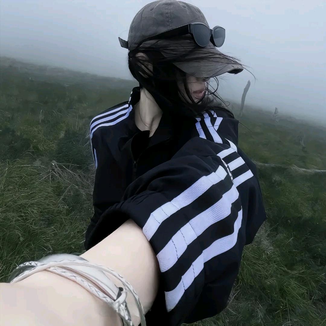 _    LIN    ♡ .