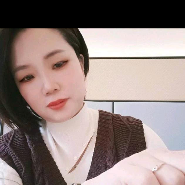 阳光服饰，泉姿曼青春多肽原液，全国代理