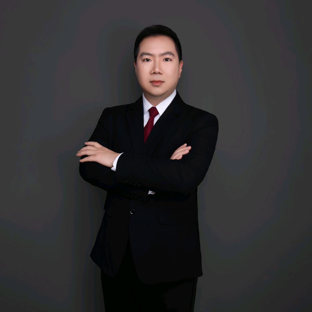税务律师胡治群